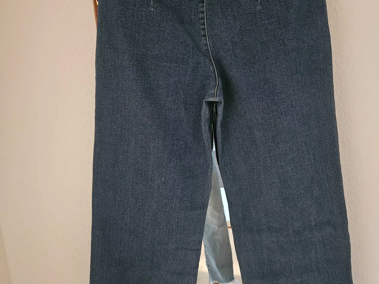 Billede 2 - DENIM BUKSER I GOD STAND 