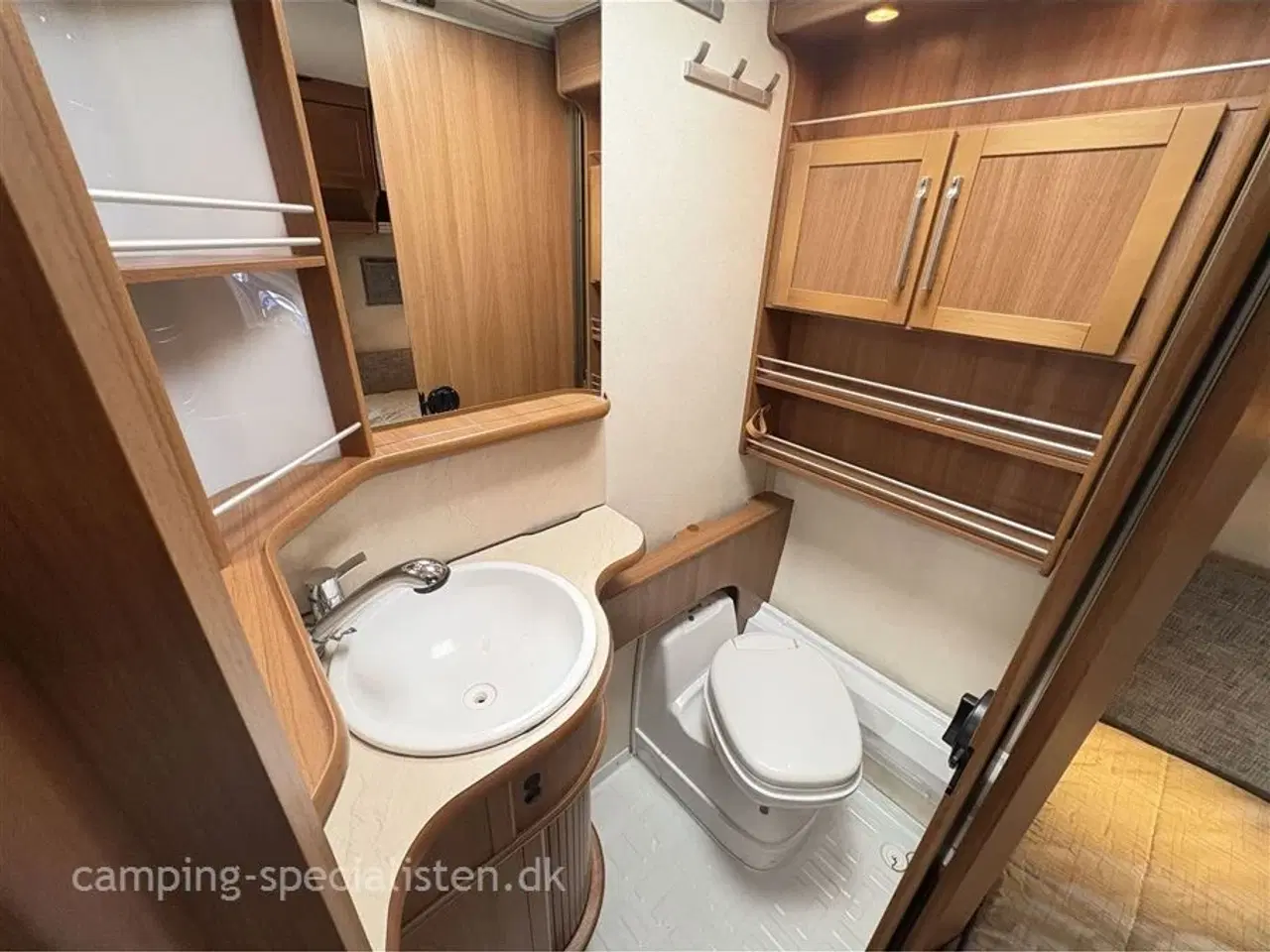 Billede 9 - 2009 - Kabe Briljant XL   Kabe Briljant XL XV2 2009 - Se den nu hos Camping-Specialisten.dk