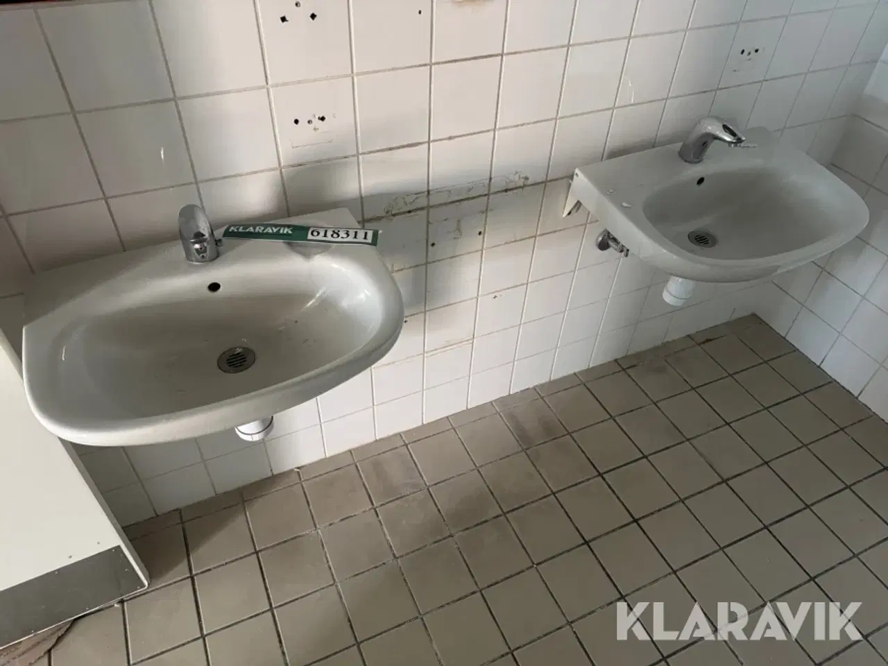Billede 1 - Lot med håndvaske og toiletter
