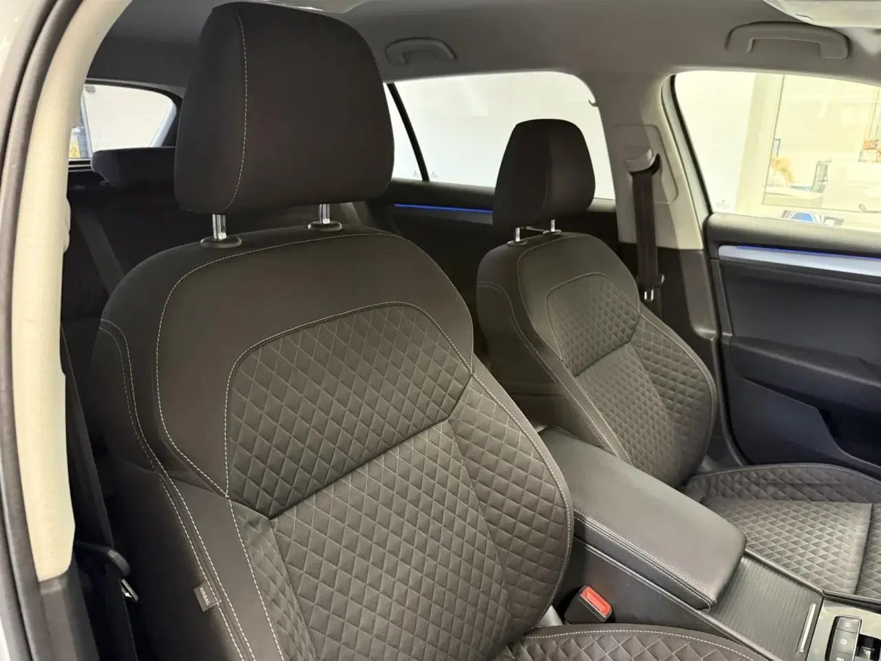 Billede 11 - Skoda Superb Combi 2,0 TDI Style DSG 190HK Stc 6g Aut.