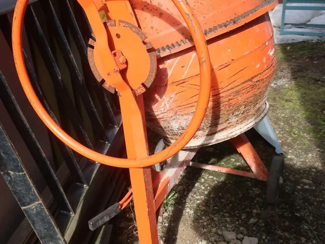 Billede 2 - Betonblander ATIKA Profi 145