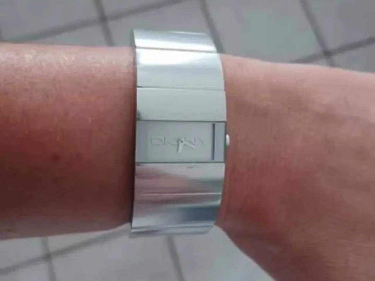 Billede 1 - DKNY - Stilrent dameur