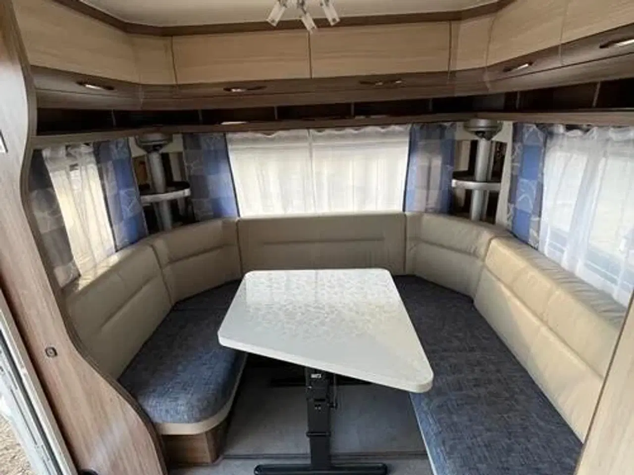 Billede 2 - Hobby DE LUXE 495 UL