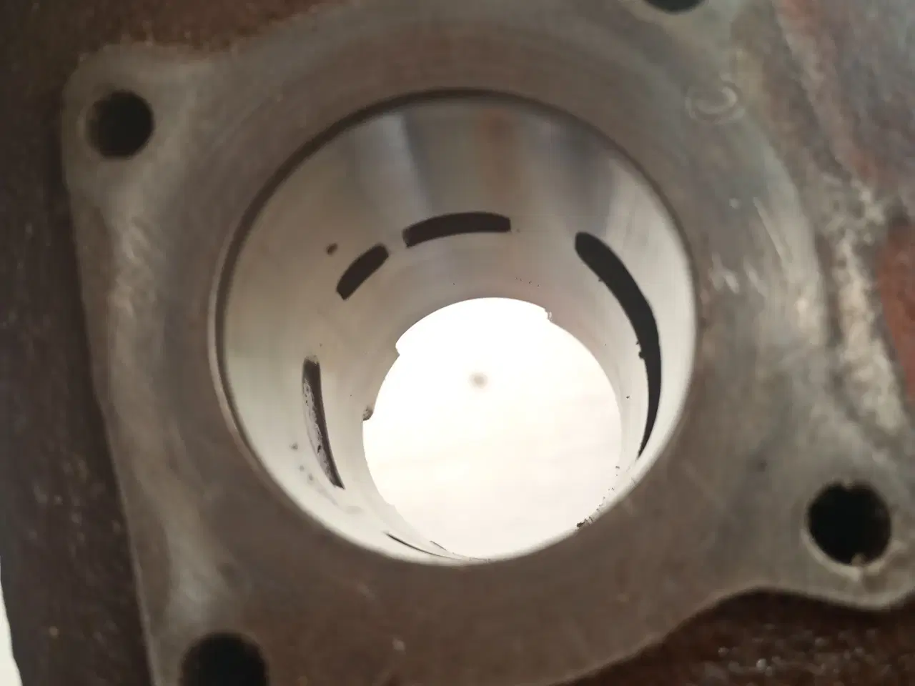 Billede 4 - Brugt original cylinderkit til pgo comet 