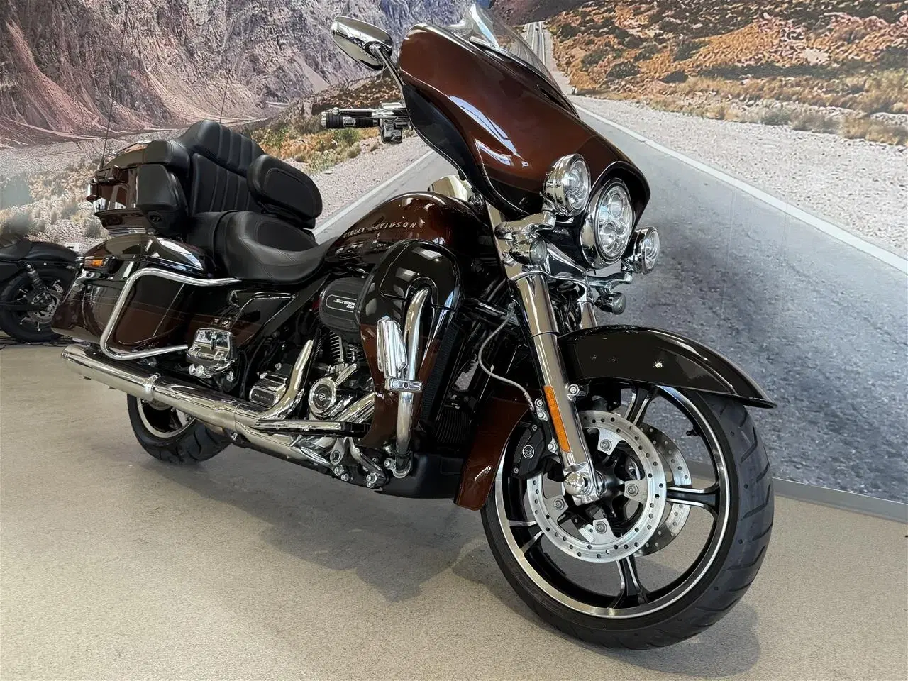 Billede 3 - Harley-Davidson FLHTKSE Ultra Limited CVO 117"