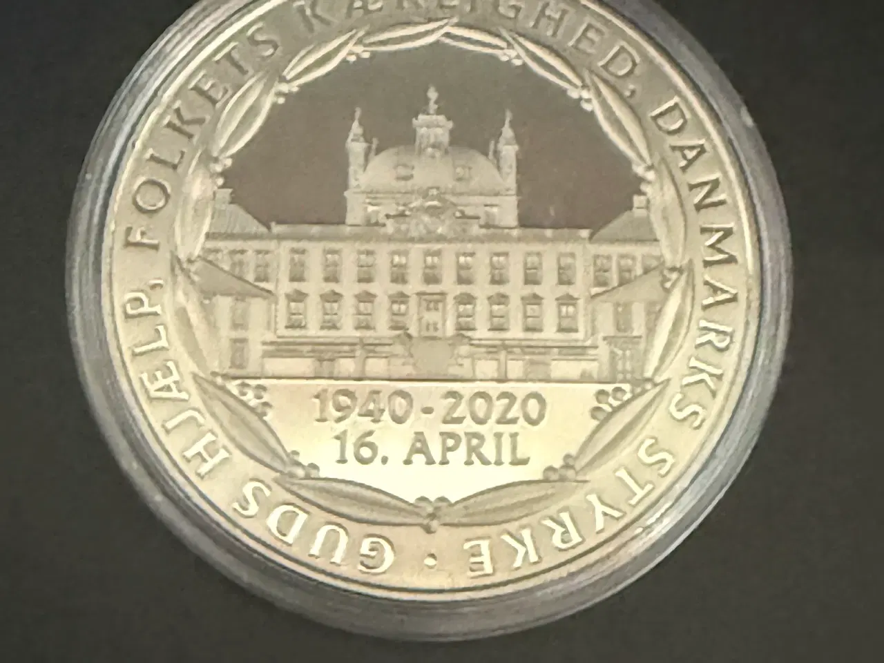 Billede 1 - Medalje Dronning Margrethe 80 ÅR