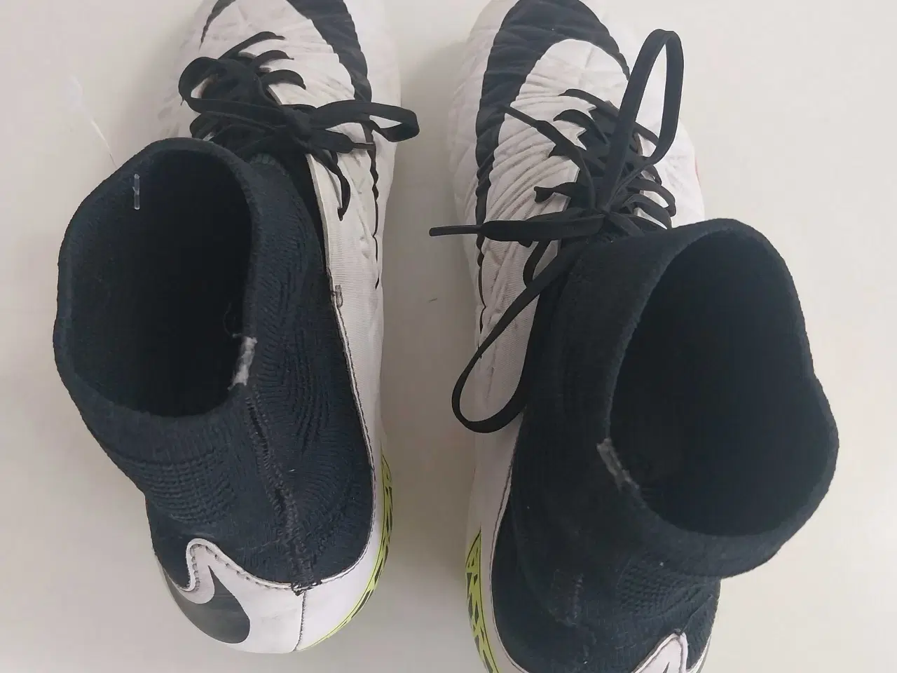 Billede 5 - Nike fodboldstøvler str. 40,5 
