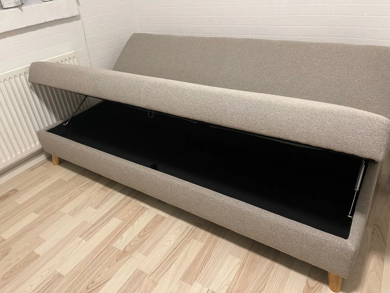 Billede 3 - Næsten ny Ilved sovesofa fra jysk sælges