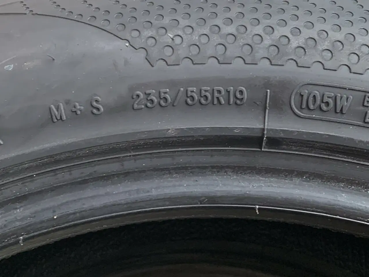Billede 5 - Nye 235/55-19 helårsdæk