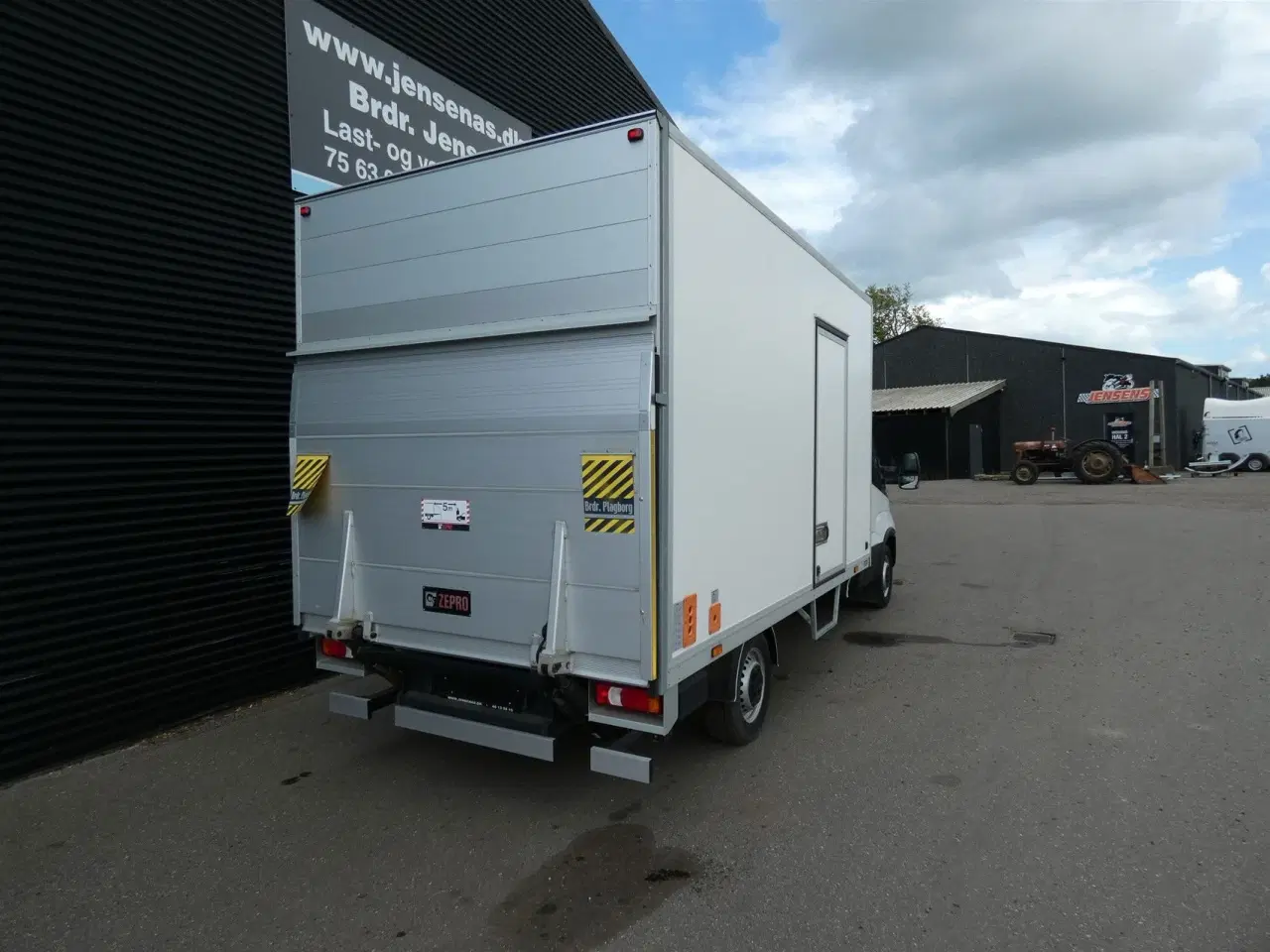 Billede 5 - Iveco Daily 35S16 2,3 D Alu.kasse m./lift Hi-Matic 156HK Van Aut.