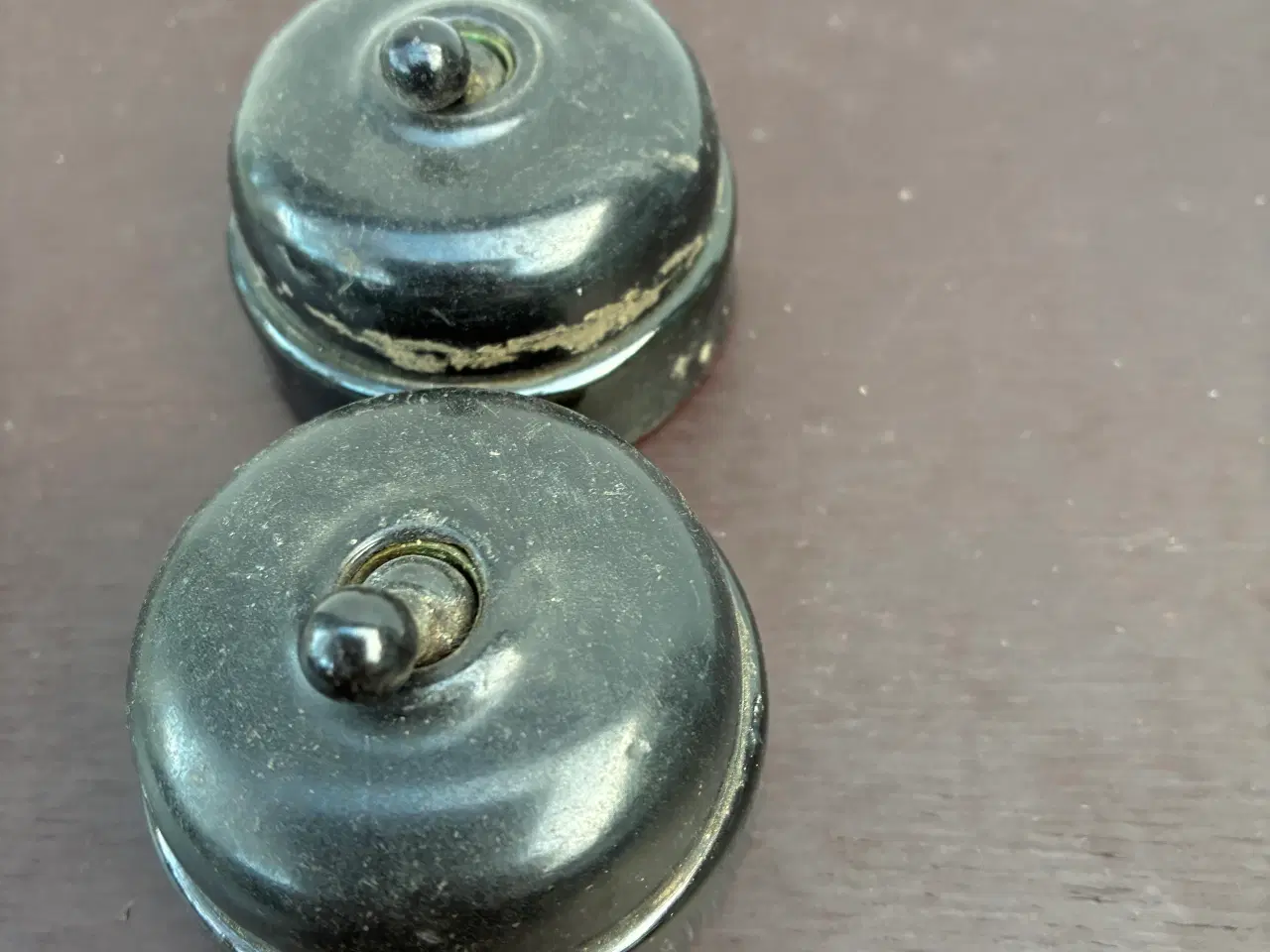 Billede 2 - 2 stk gamlle afbryder