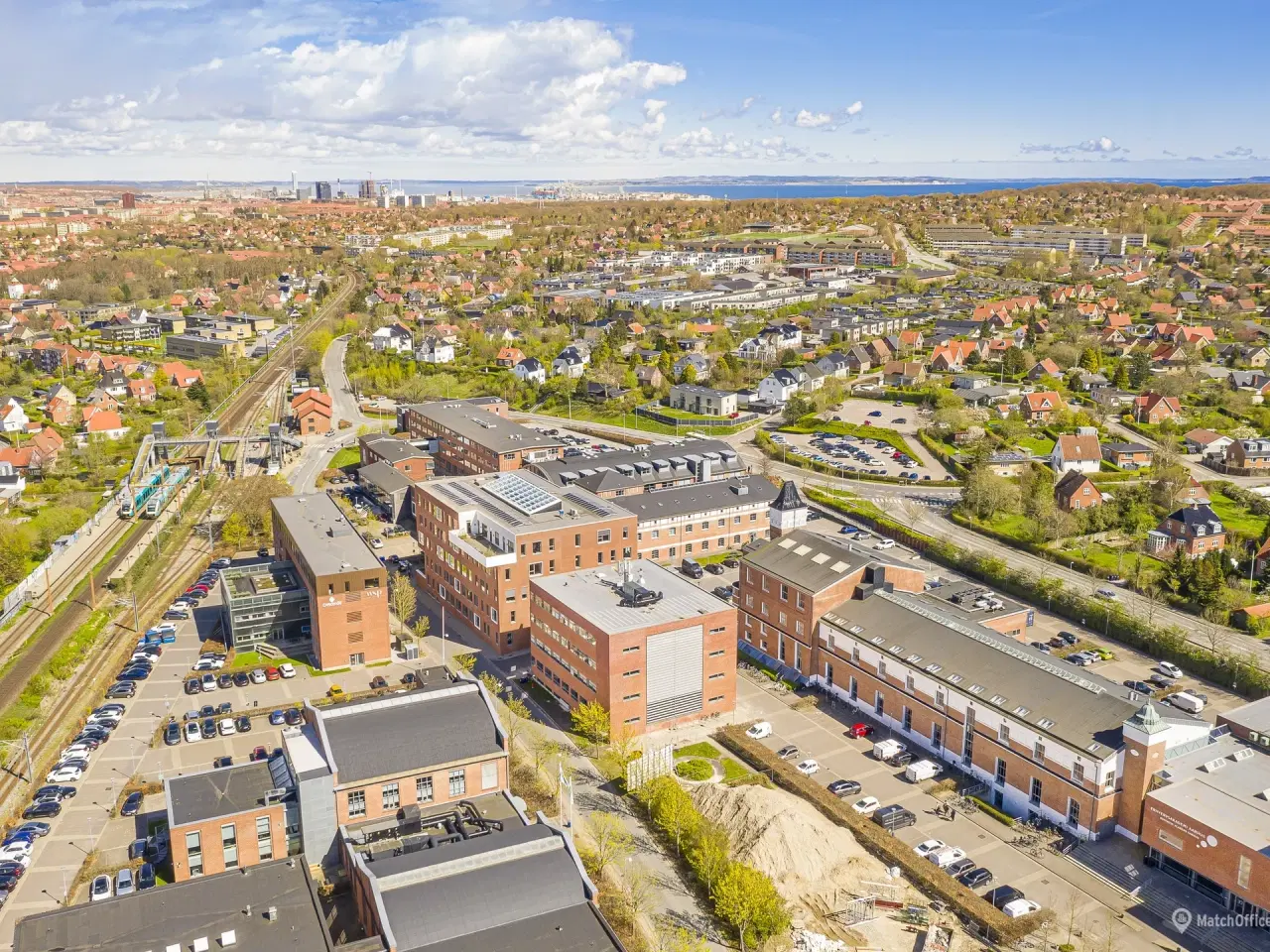 Billede 4 - Flerbrugerhus i populært erhvervsområde