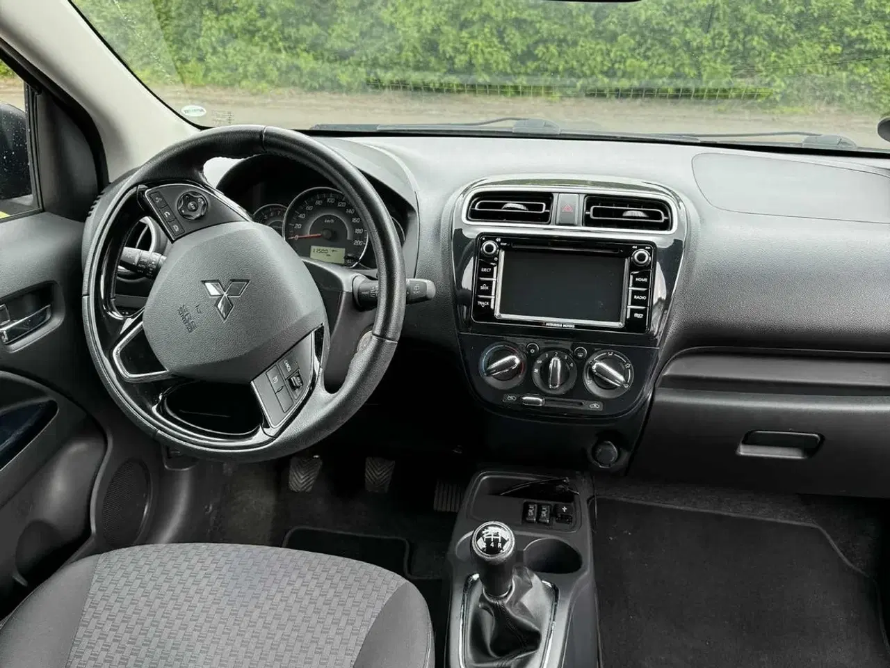 Billede 11 - Mitsubishi Space Star 1,2 Inlead