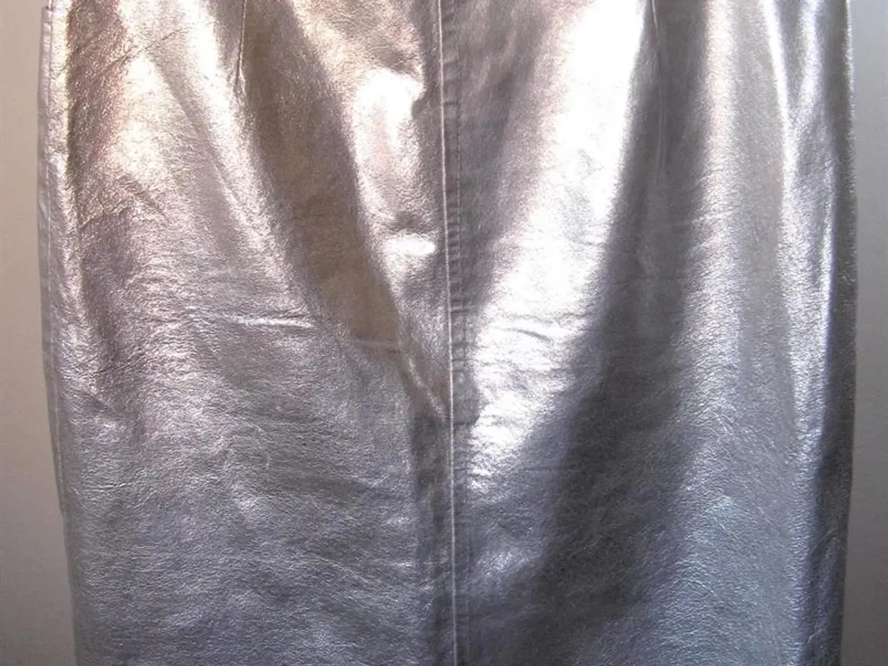 Billede 4 - Benedikte Utzon, skindnederdel, str 38