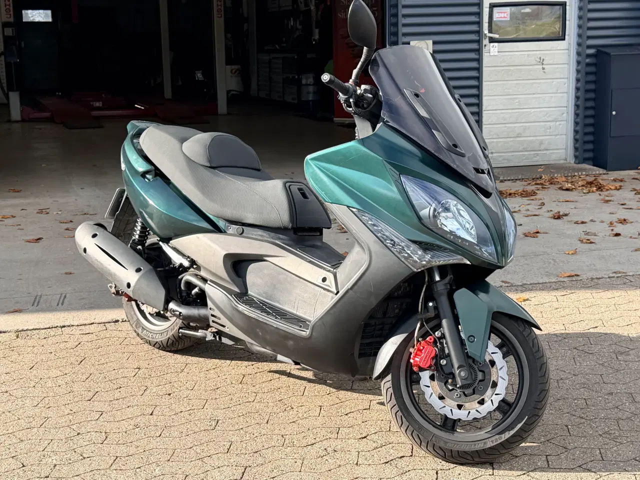 Billede 6 - Nysynet 500 kubik Maxiscooter. Kymco Xciting