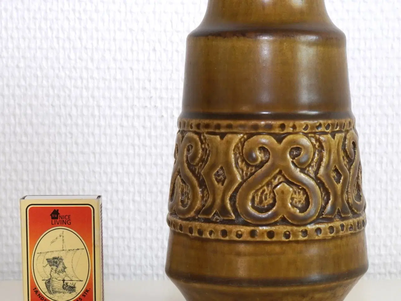 Billede 2 - Vintage vase model nr. 1026/15 fra Ilkra Keramik