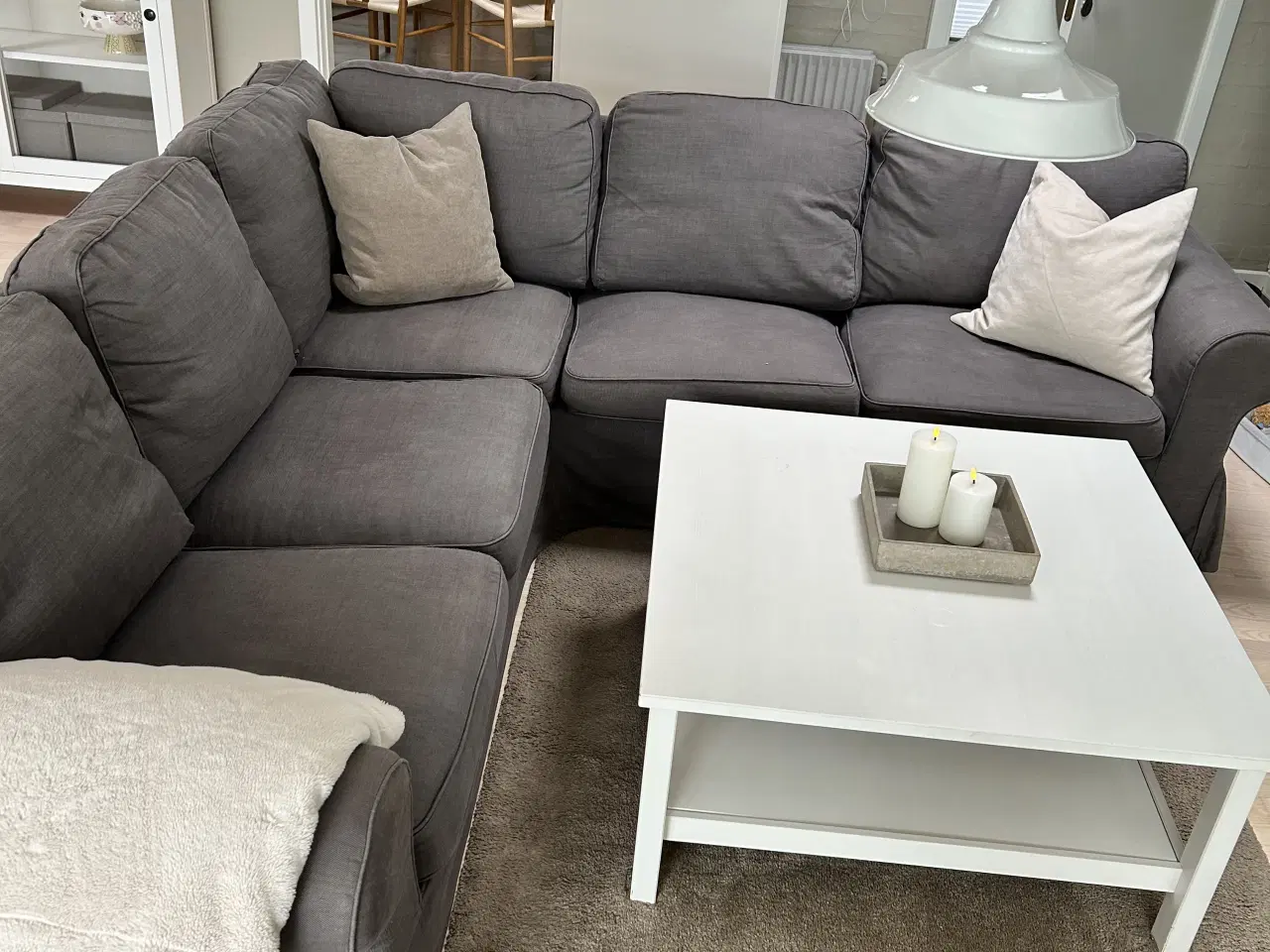 Billede 1 - Hjørnesofa med gråt betræk