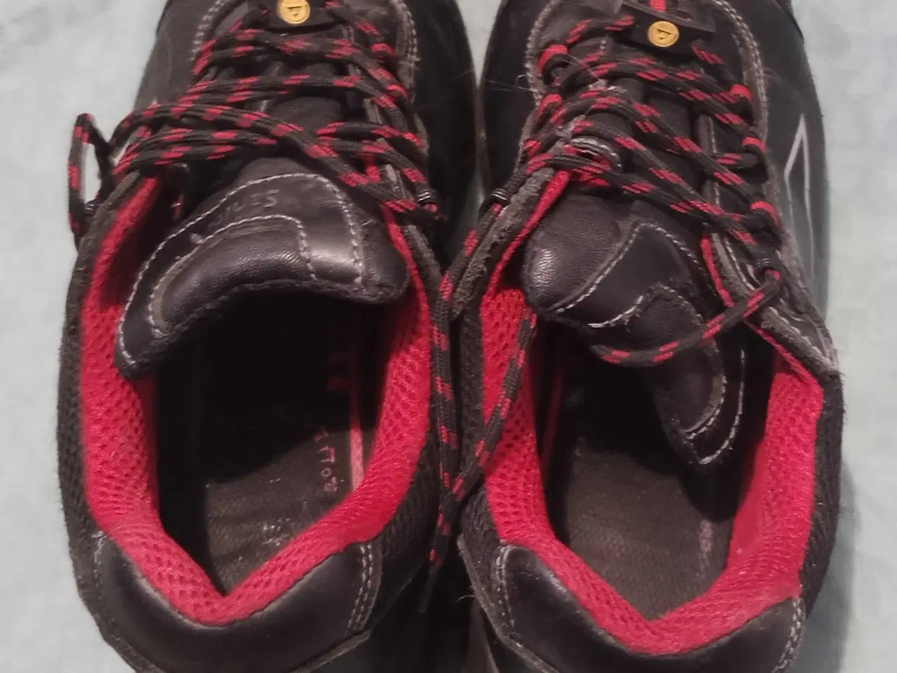 Billede 1 - Sikkerhedssko str. 45