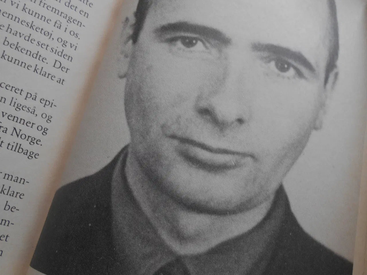 Billede 3 - Fange i nat og tåge, Trygve Bratteli, 