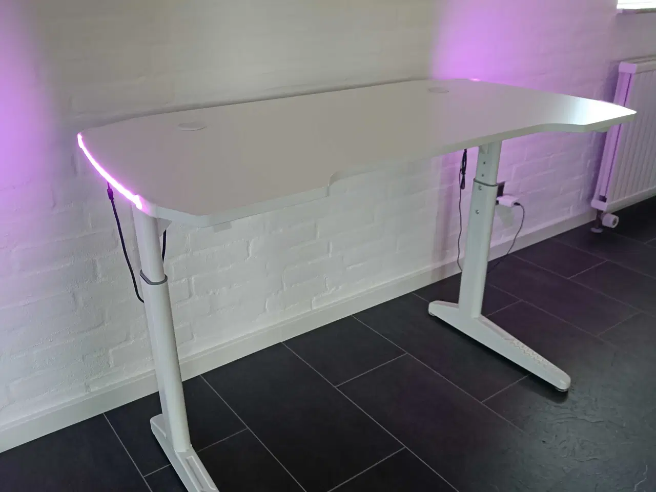 Billede 1 - Gamer bord med ledlys 