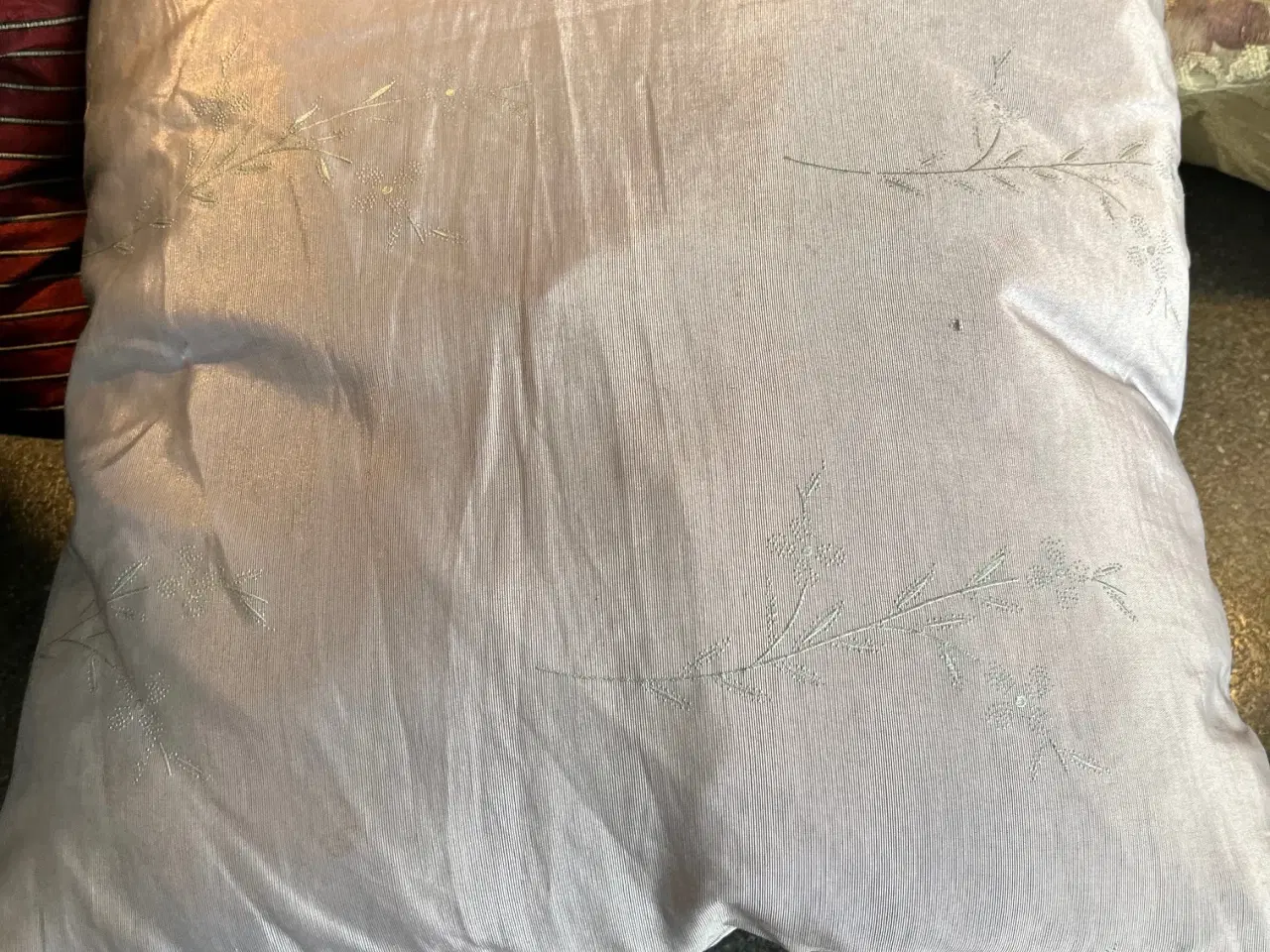 Billede 8 - 9 eksklusive Lene Bjerre pyntepuder – alle med dun