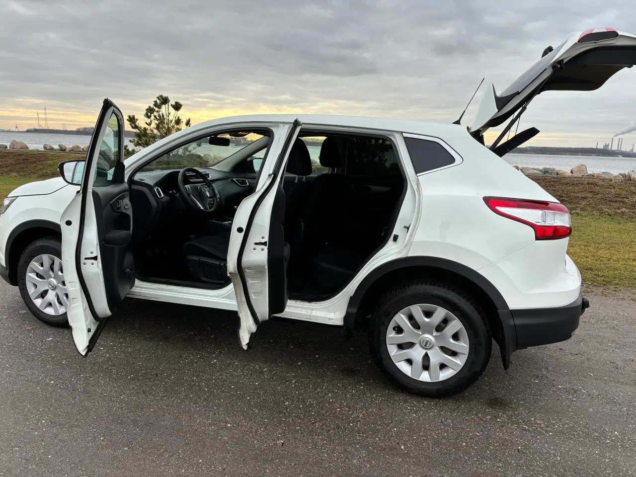 Billede 3 - Nysynet Nissan Qashqai 1.2 Visia kørt 120.xxx km