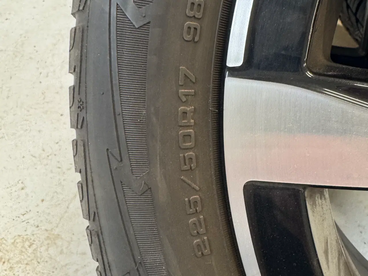 Billede 1 - Vinterdæk på original Mercedes fælge