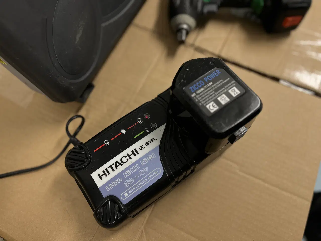 Billede 4 - Hitachi 12V Slagtrækker-sæt m. kuffert