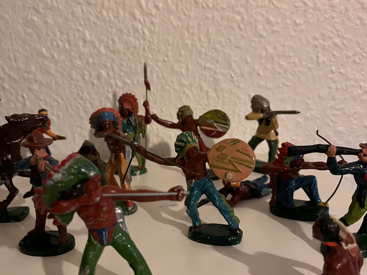 Billede 8 - Gamle flotte krolyn figurer