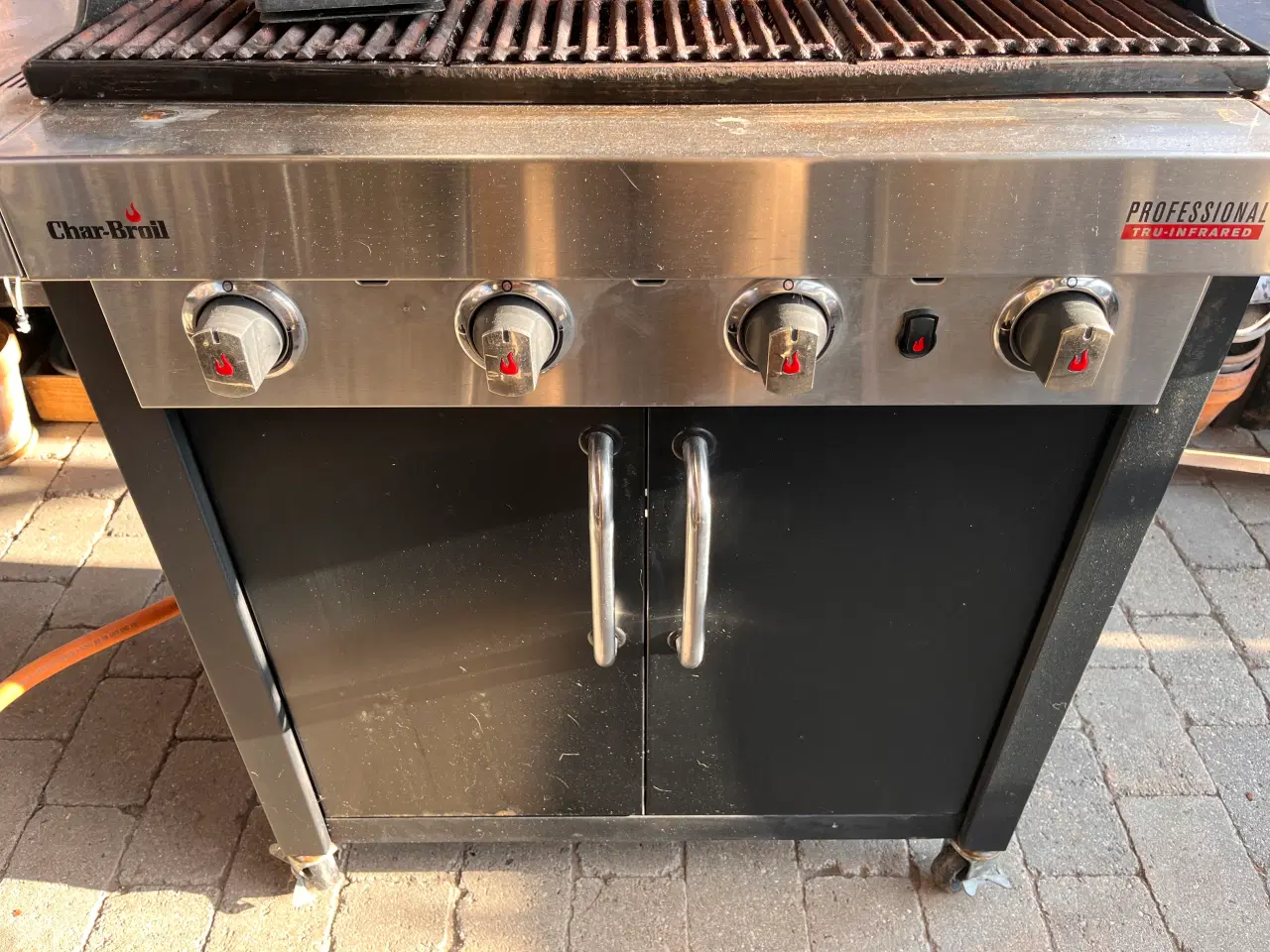 Billede 2 - Char-Broil gasgrill  med 4 blendere