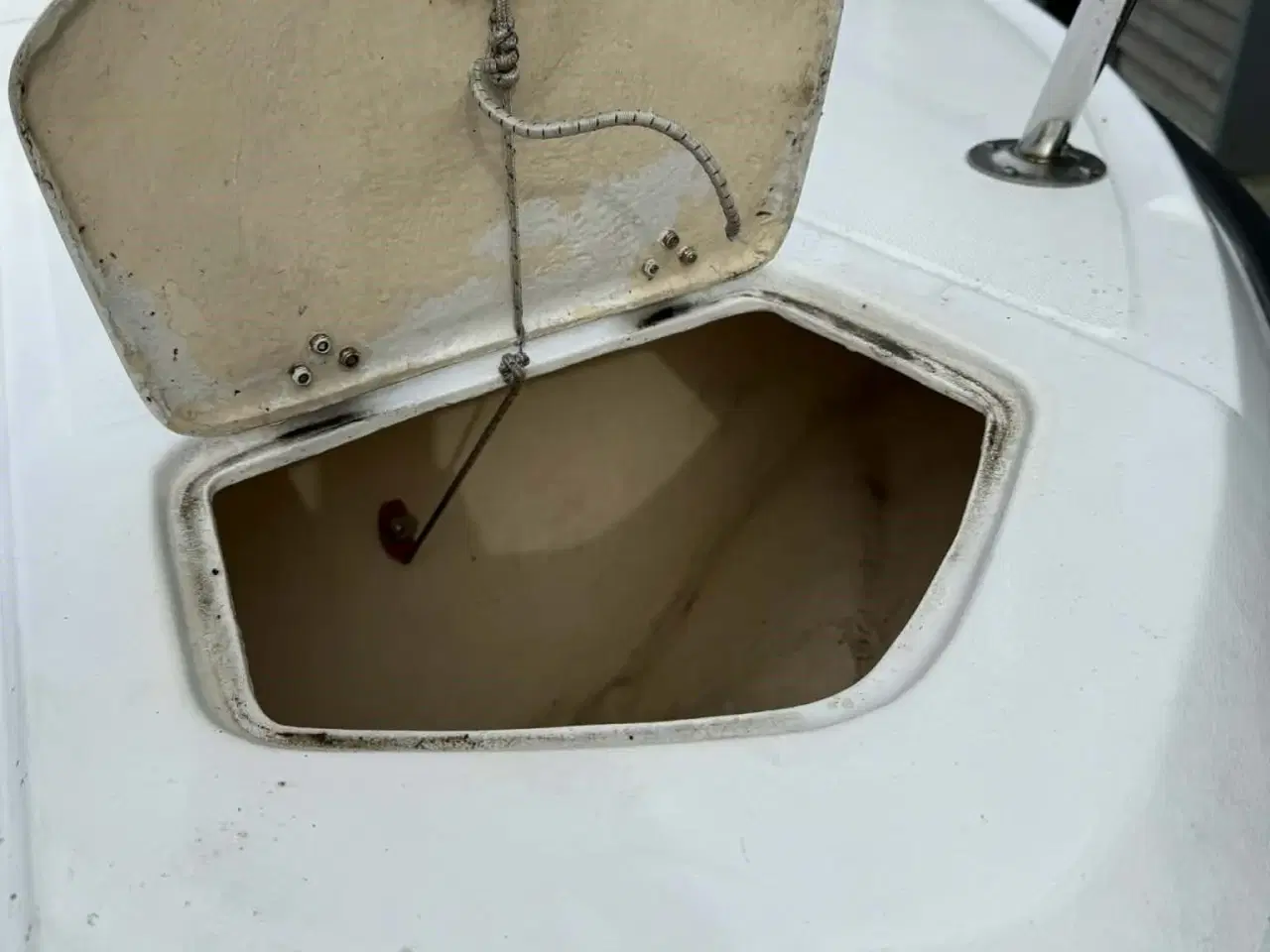 Billede 12 - Uttern 4450C Kabinebåd med Yamaha F30