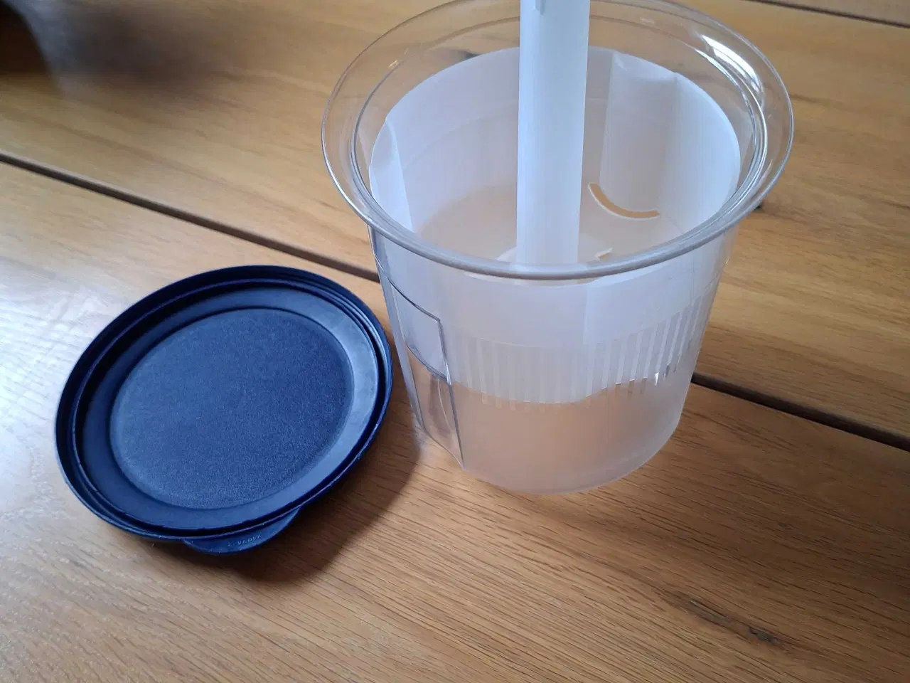 Billede 2 - Tuppervare opbevarings bøtte