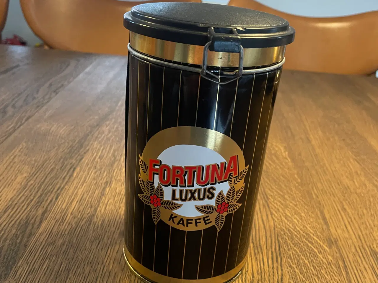 Billede 3 - Gamle blikdåser.