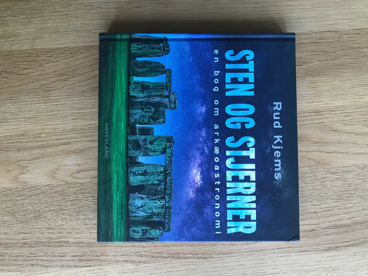 Billede 2 - Sten og Stjerner - en bog om arkæoastronomi