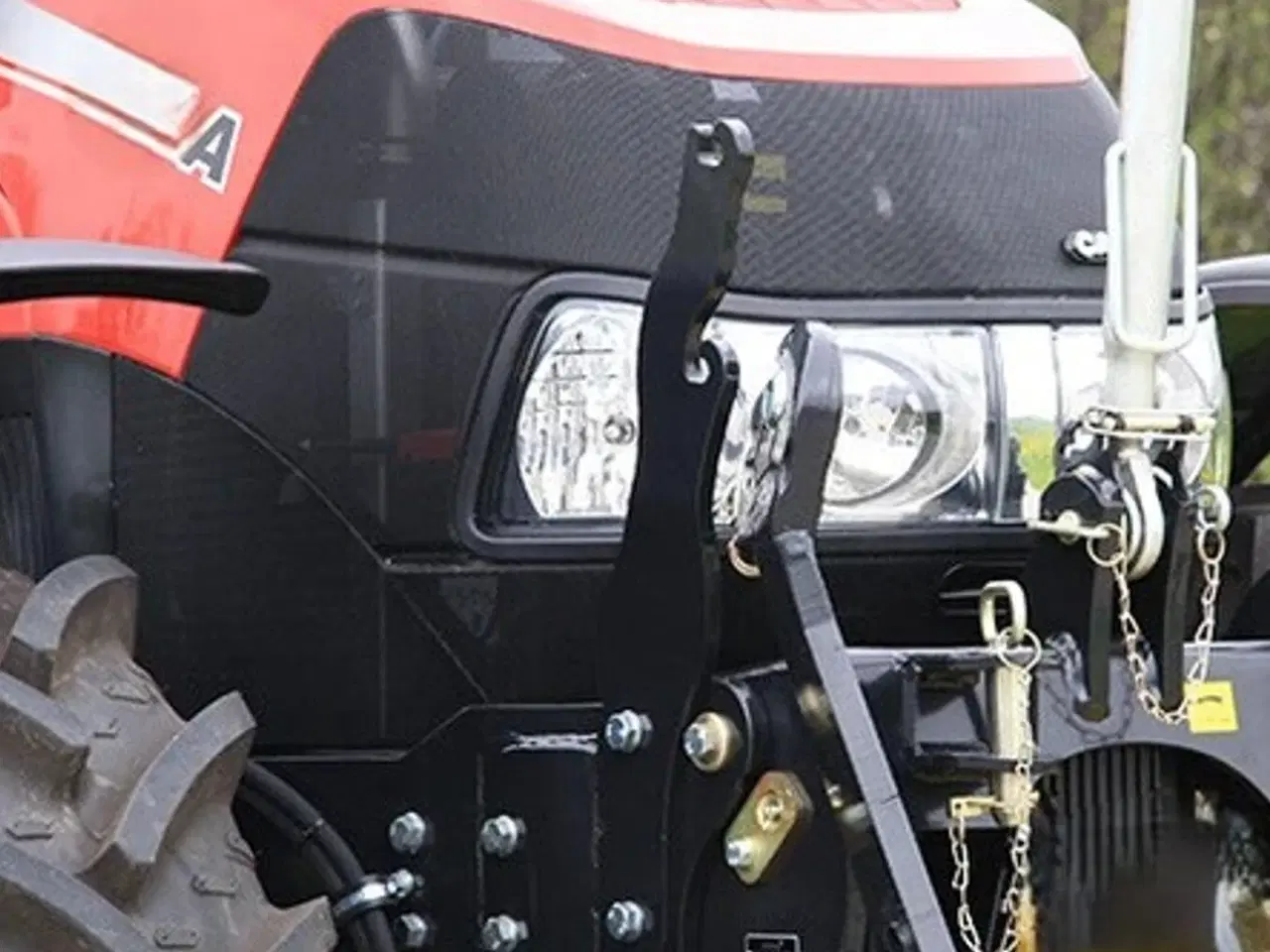 Billede 2 - Case IH Farmall 75 A Med frontlift og koblingsfrit vendegear og brede hjul.