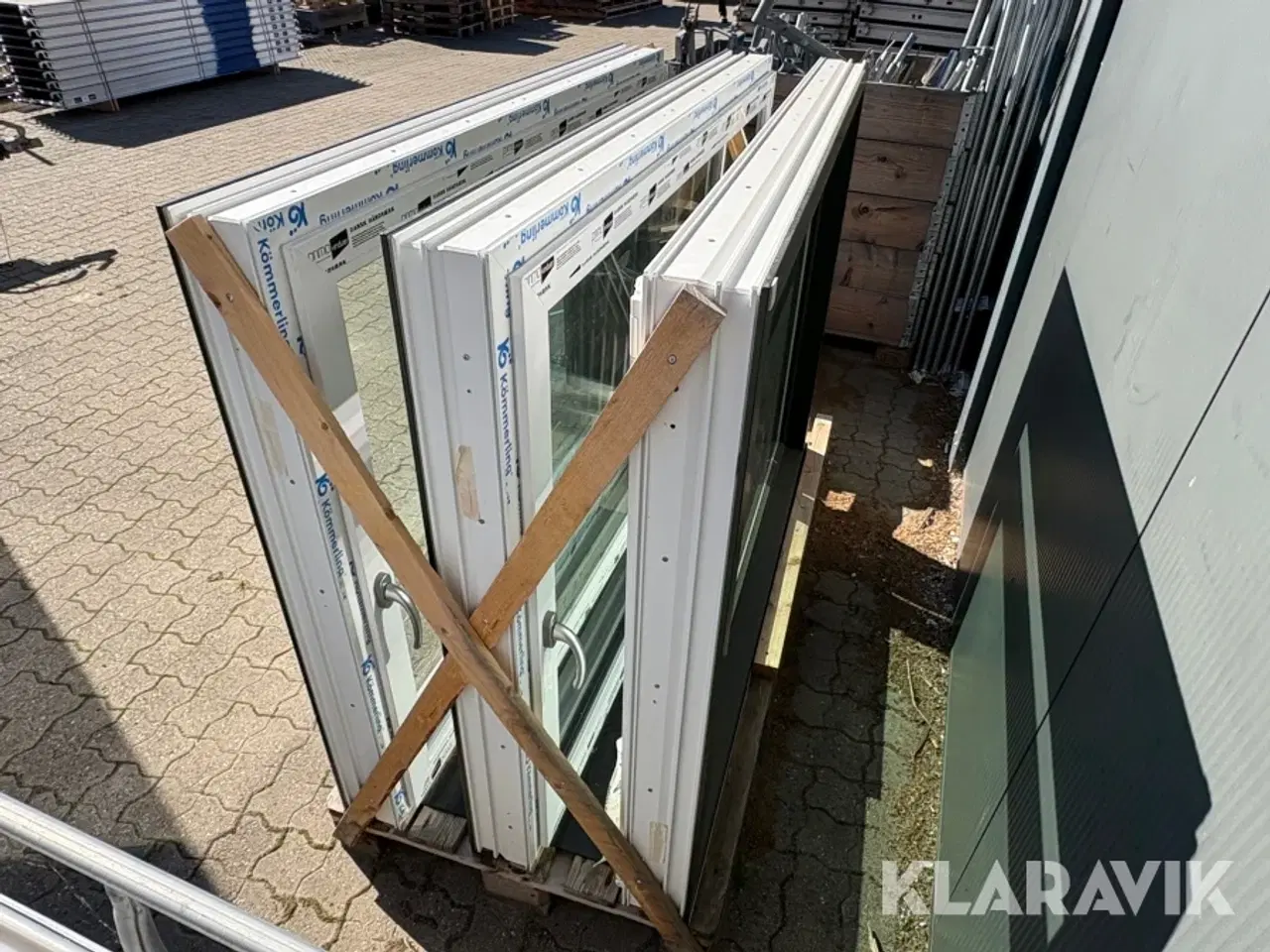 Billede 4 - Vinduer plast/alu Primo Vinduer 3 styk.