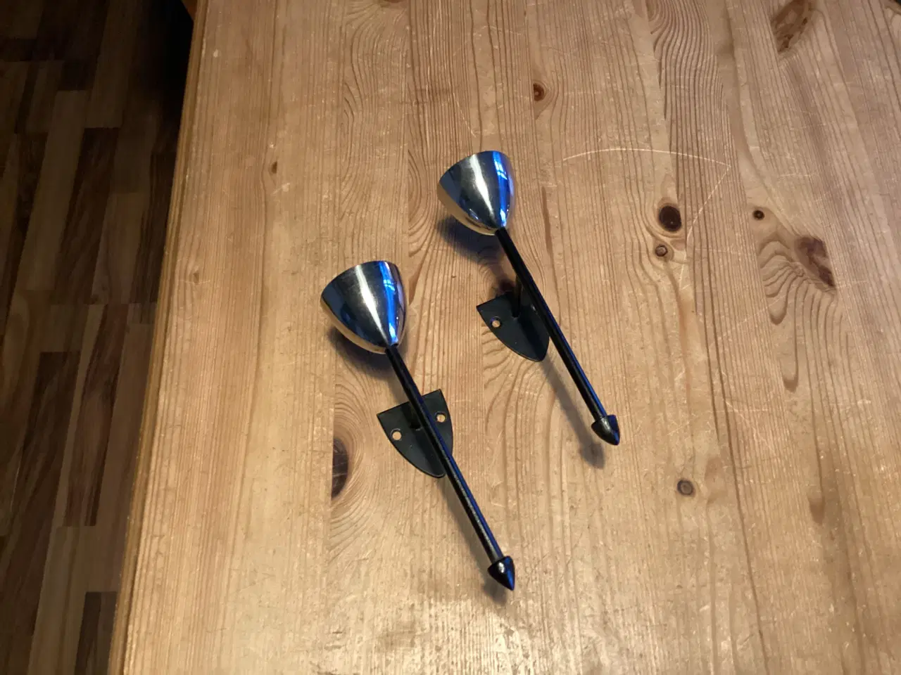 Billede 16 - Bodum Krus, Osteklokke, Porcelæns Knager, Og Mere.