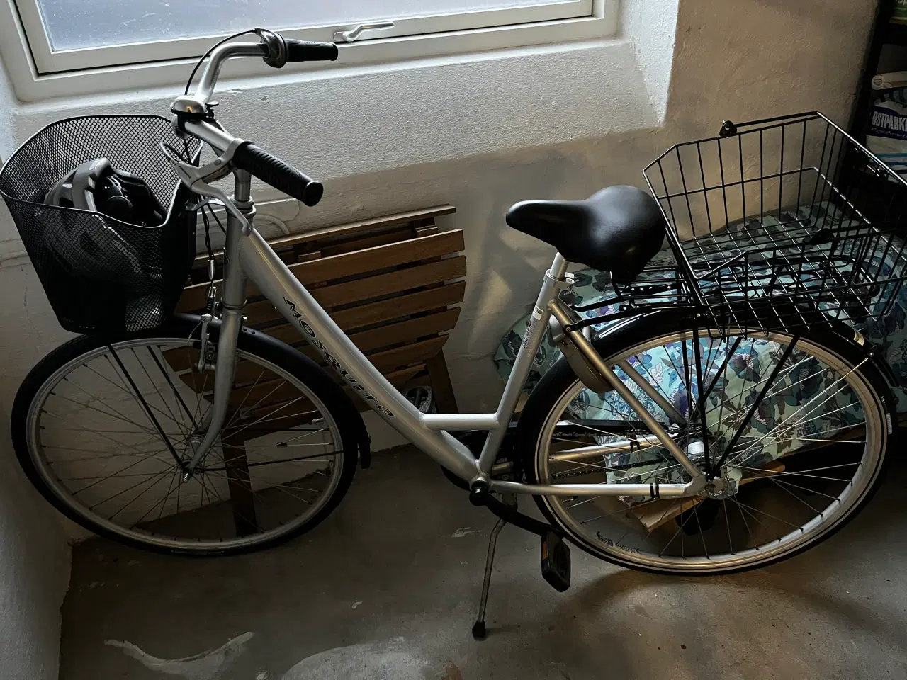 Billede 1 - Damecykel med kurve, lav indstigning