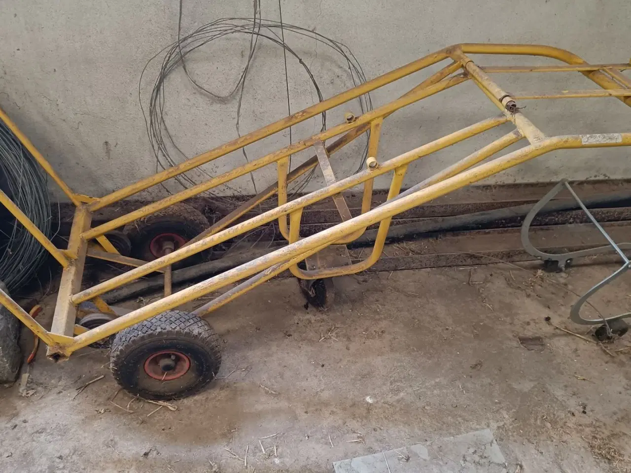 Billede 1 - - - - Balle vogn til mini big