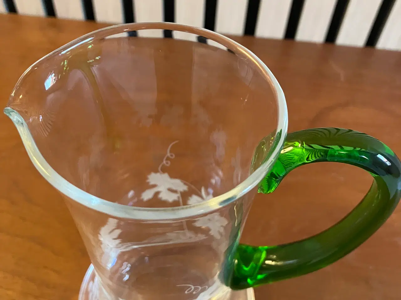 Billede 3 - Smuk vintage fransk glaskande med grøn hank og sle