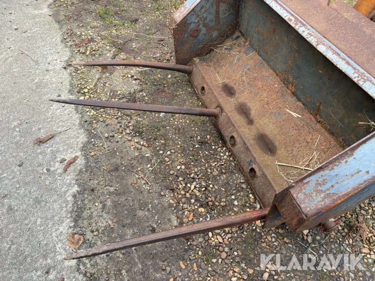 Billede 10 - Frontlæsser med skovl og greb