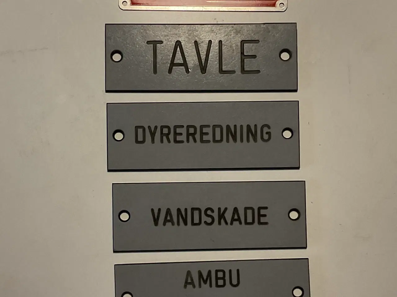 Billede 1 - Div. Falck mærker