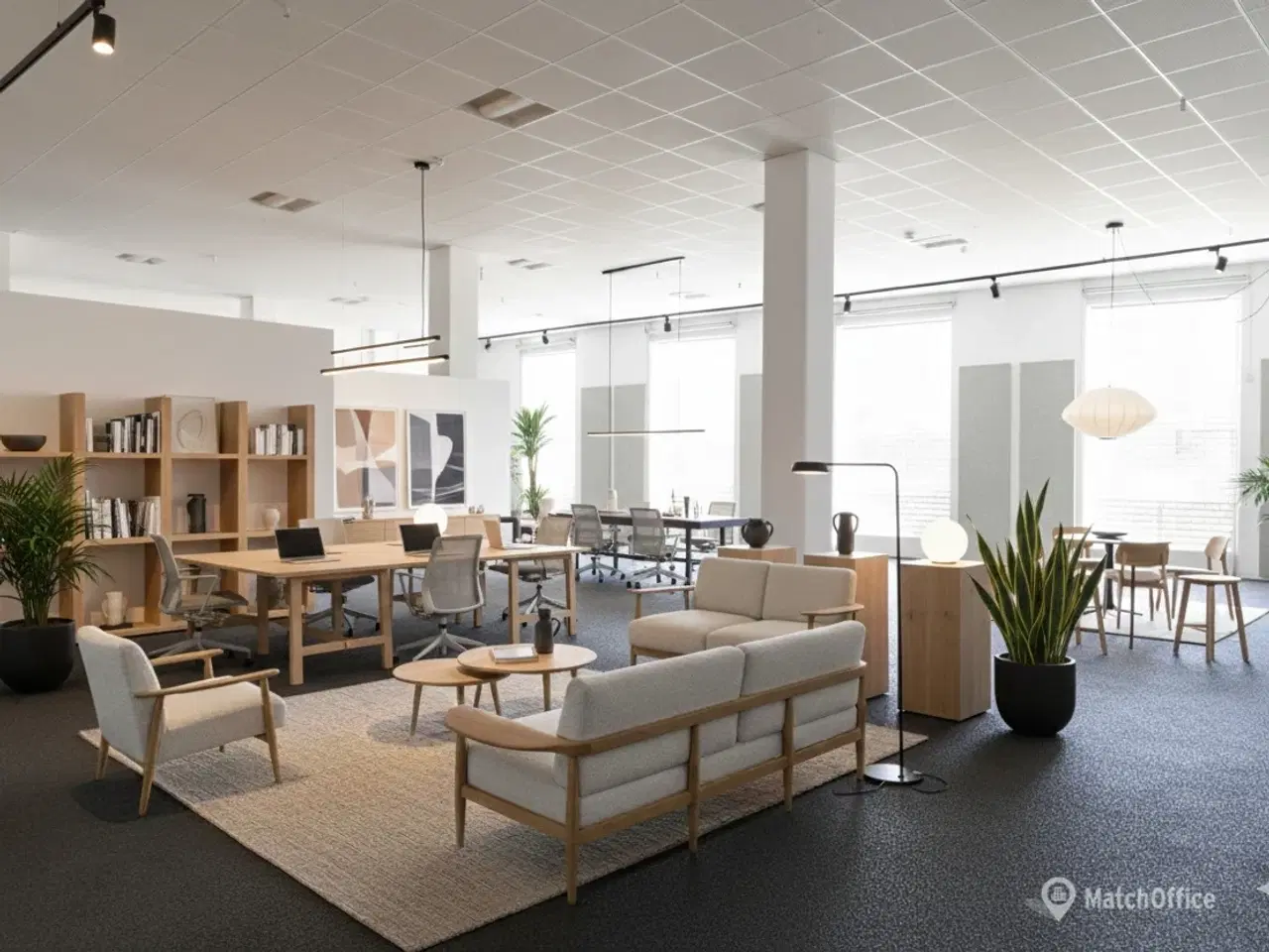 Billede 10 - Højloftet og synligt erhvervslejemål i hjertet af Odense