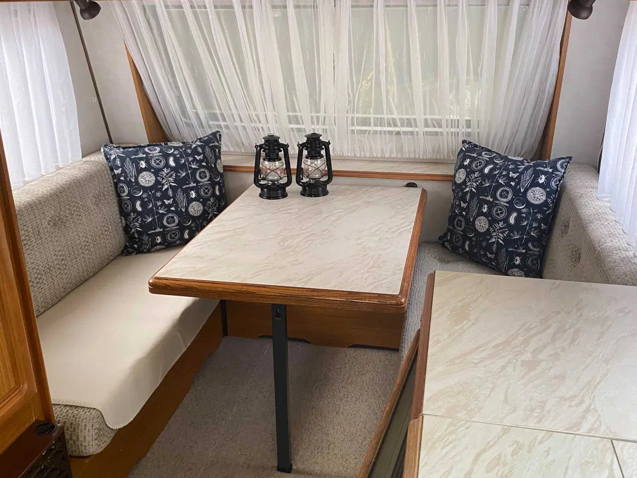 Billede 1 - Hobby De Luxe 390 - super fin vogn