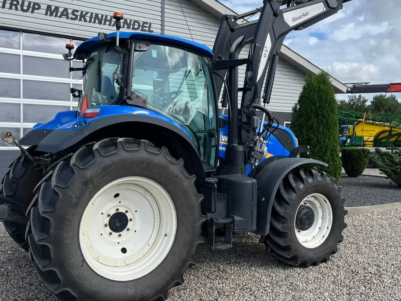 Billede 13 - New Holland T7.165S Med frontlift og frontlæsser