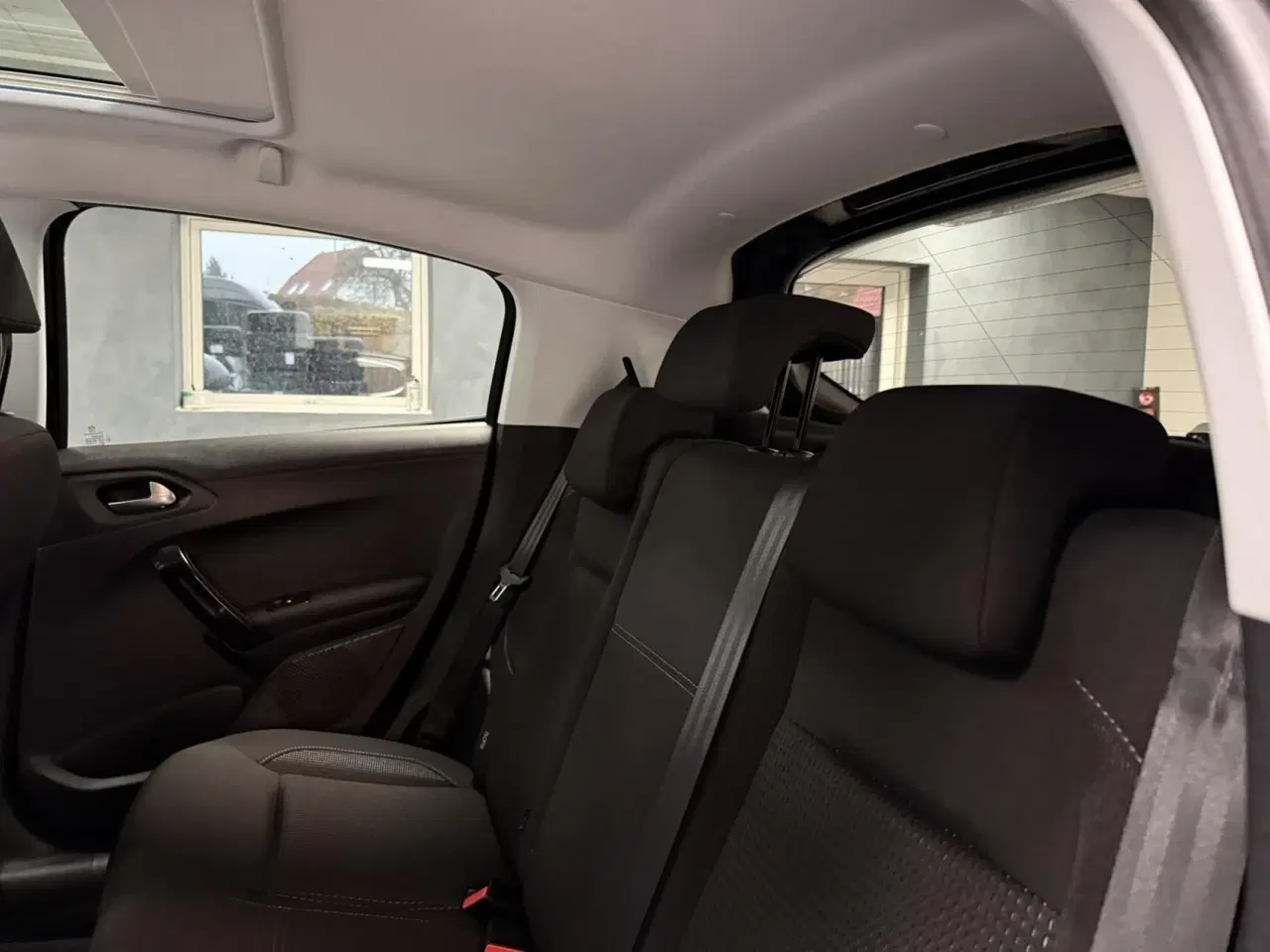 Billede 15 - Peugeot 208 1,2 PureTech Allure+ 82HK 5d