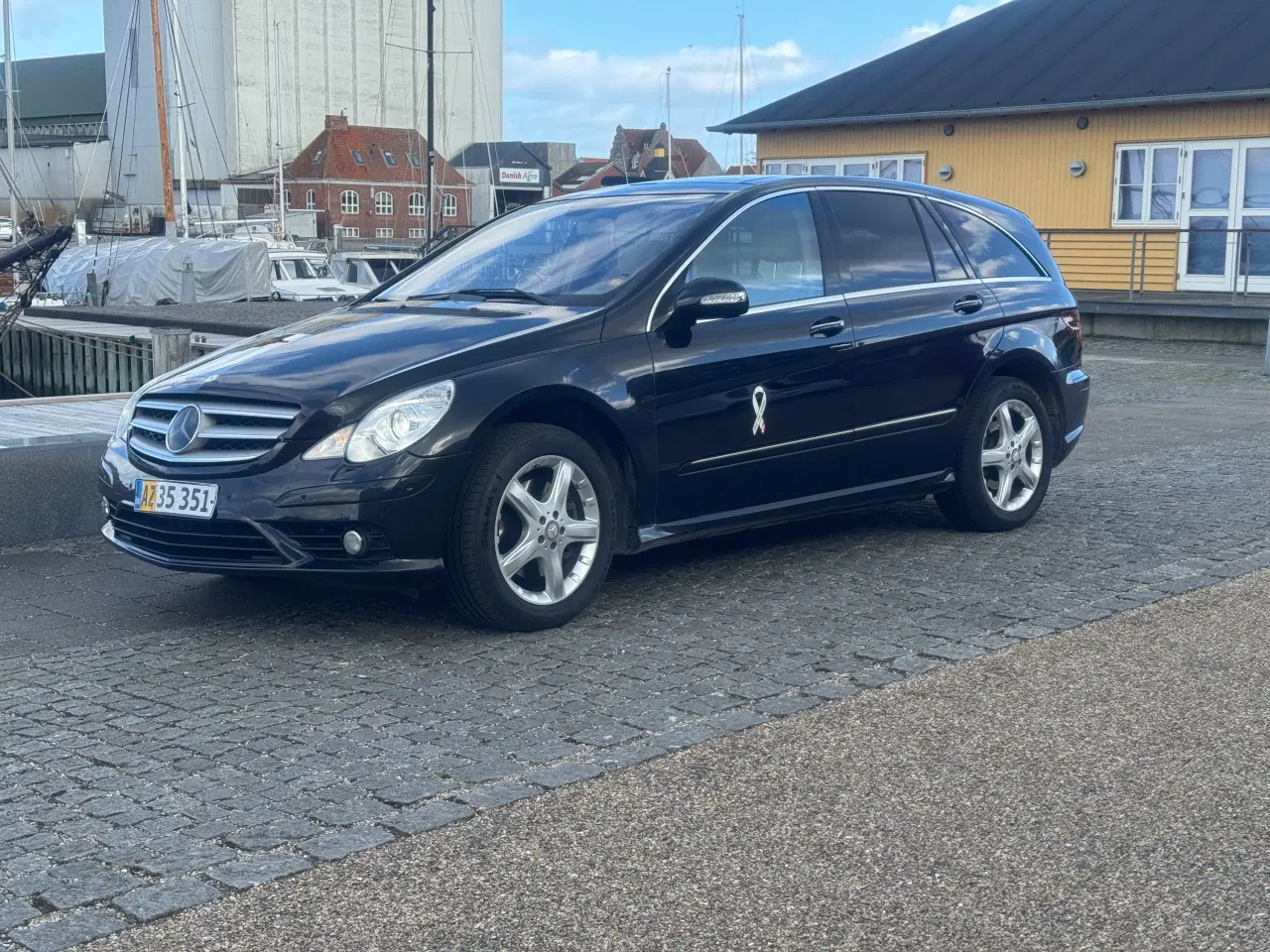 Billede 4 - Mercedes R320 4Matic 4x4, med Våben + Ammo skab