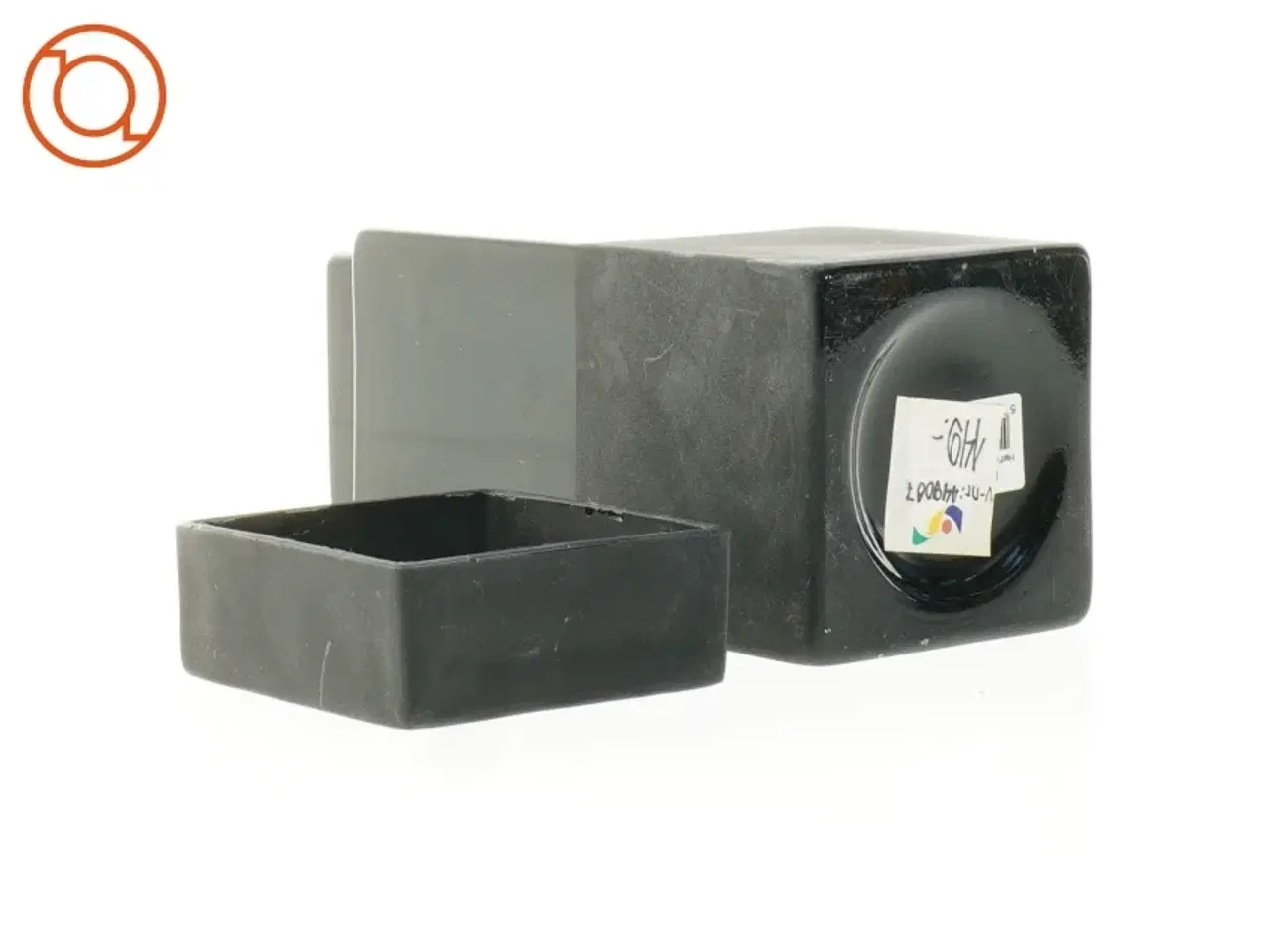 Billede 5 - Sort beholder med låg (str. 19 x 8 cm)