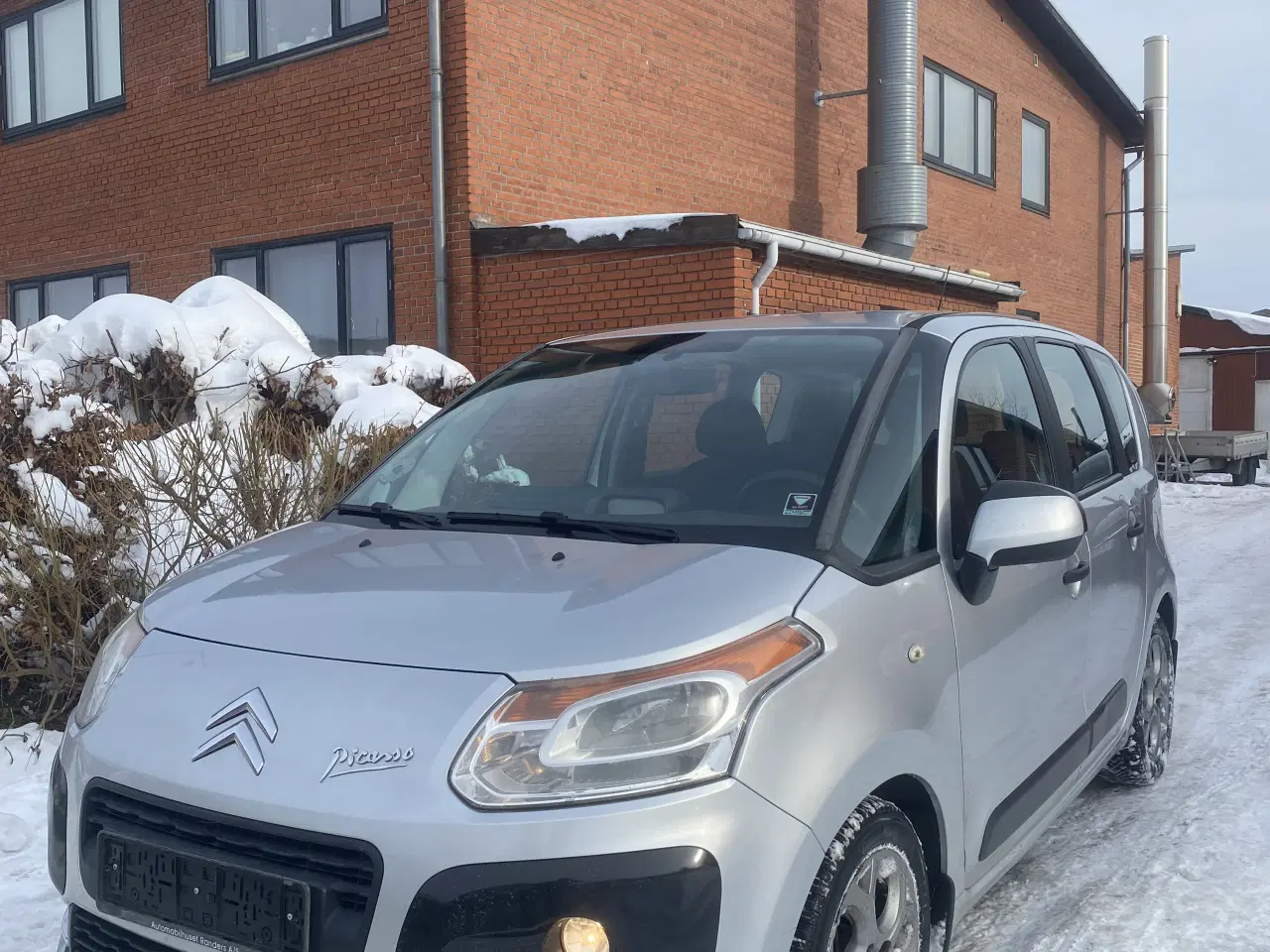 Billede 1 - God bil med 1 år til syn 🚘