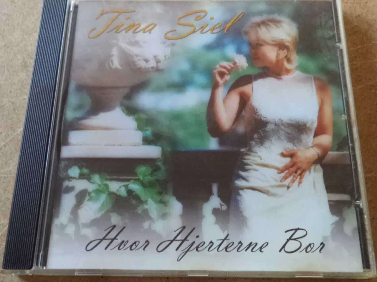 Billede 1 - Tina Siel ** Hvor Hjerterne Bor